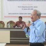 SEMWORK PENGEMBANGAN KEPROFESIAN BERKELANJUTAN BERSAMA GURU BESAR PRODI TEKNOLOGI PENDIDIKAN