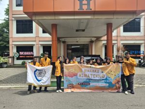 Hangat & Penuh Warna! Makrab HIMATEKNO Tahun 2025 di Villa Omah Raya